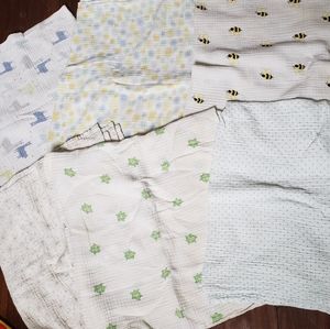 6 Swaddle Blankets